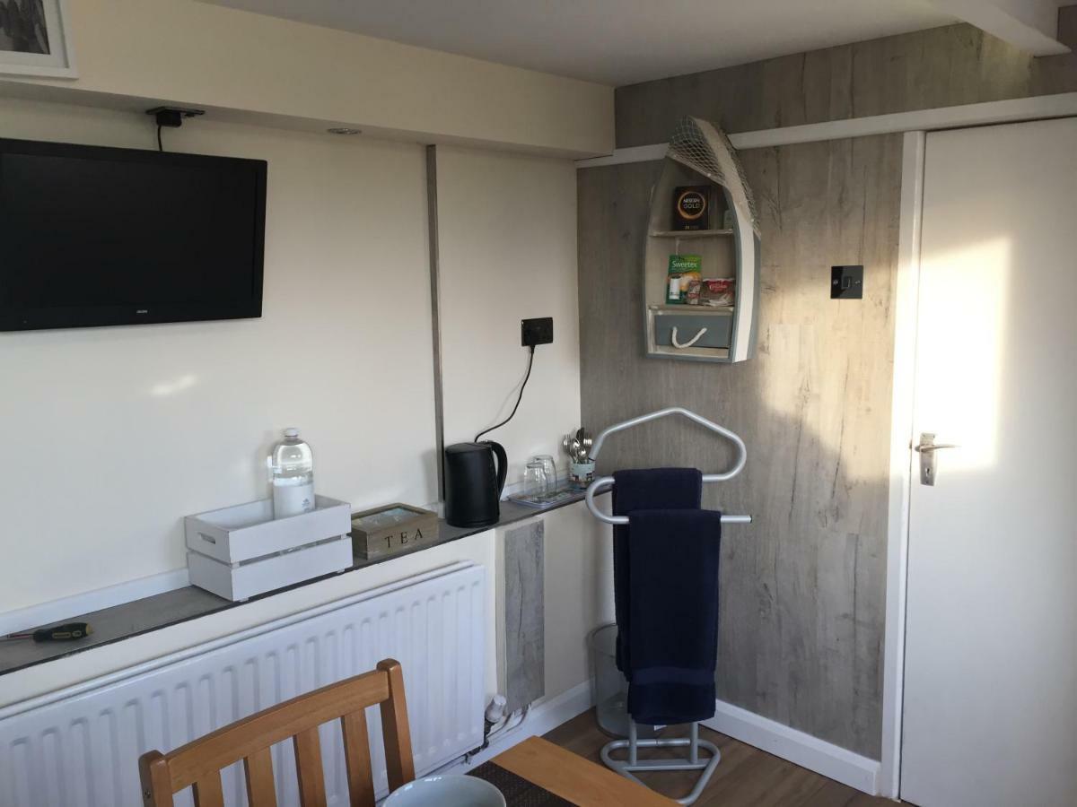 Self-Contained Small Apt. Weymouth Ngoại thất bức ảnh